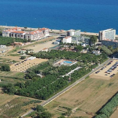 Camping El Camell Пинеда-де-Мар Экстерьер фото